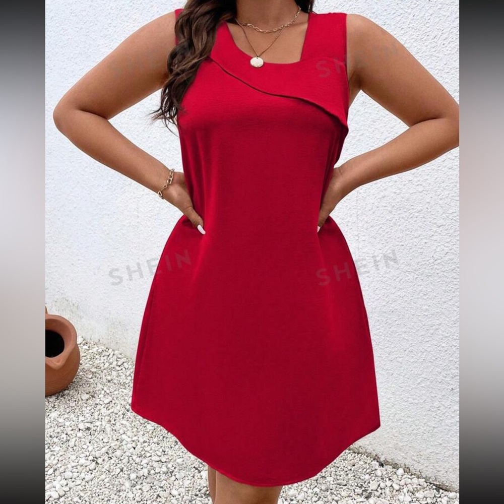 NWT Asymmetric Collar Sleeveless Dress